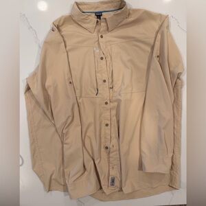 Patagonia Men’s tan fishing shirt